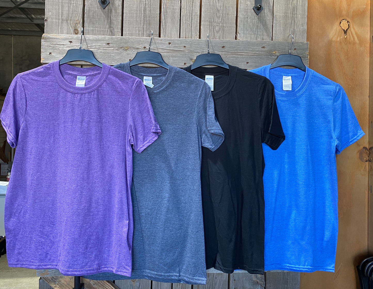 Gildan softstyle ring spun t-shirt